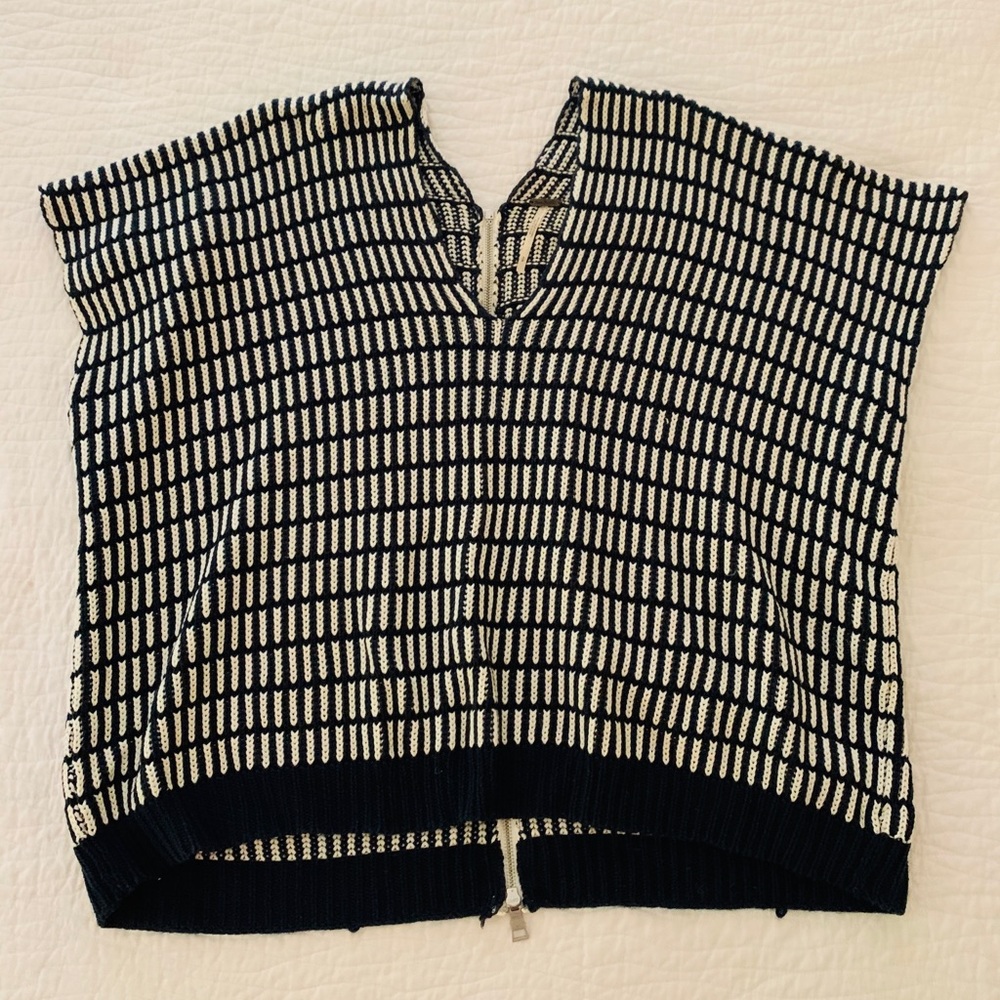 Free People sweater with zip back